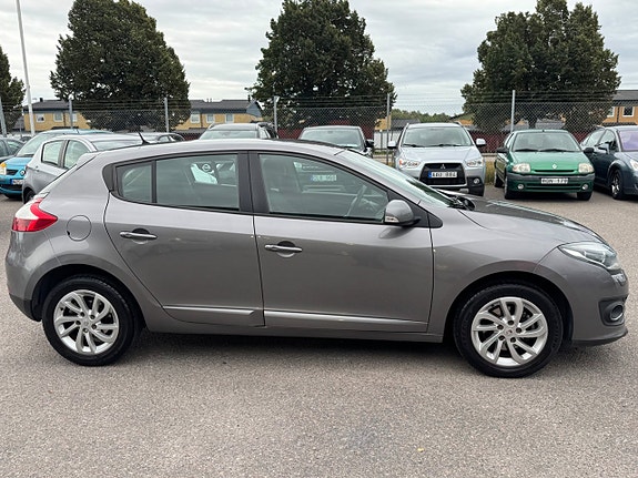 Renault Megane 28 of 30
