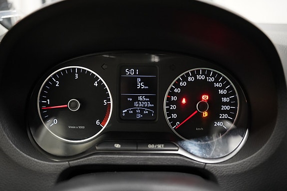 Volkswagen Polo 11 of 18