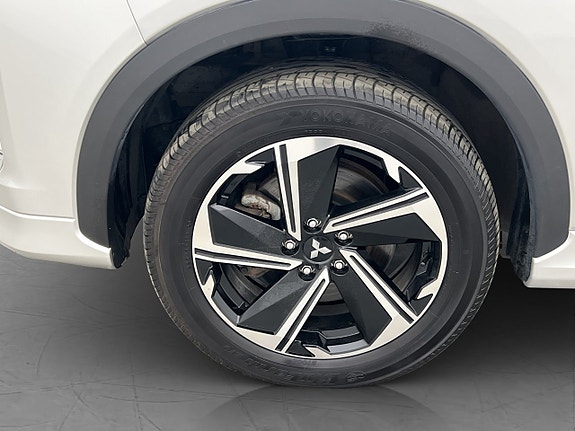 Mitsubishi Eclipse Cross 28 of 30