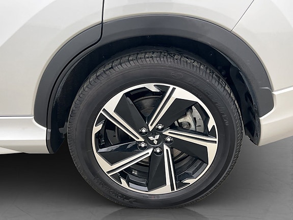 Mitsubishi Eclipse Cross 29 of 30