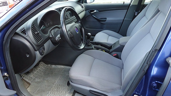 Saab 9-3 11 of 17