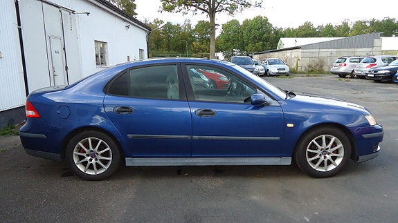 Saab 9-3 8 of 17