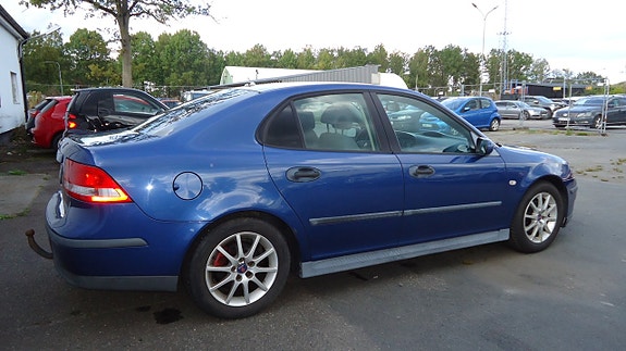 Saab 9-3 7 of 17