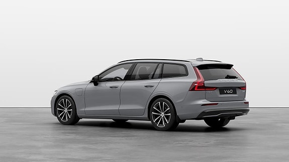 Volvo V60 6 of 8