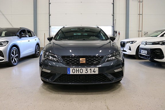 Seat Leon 2 of 28