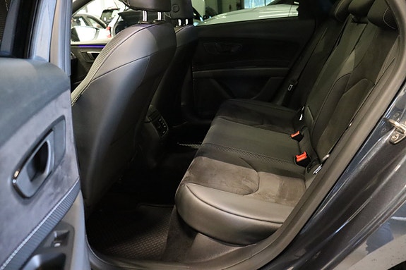 Seat Leon 10 of 28