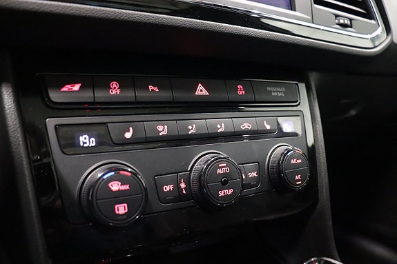 Seat Leon 19 of 28