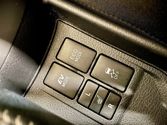 Toyota Yaris 15 of 21