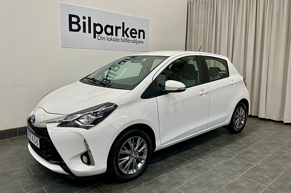 Toyota Yaris 2 of 21