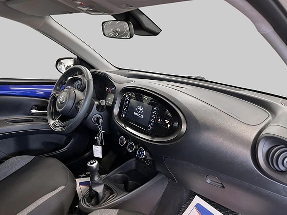 Toyota Aygo X 10 of 21