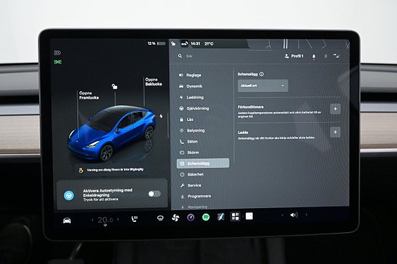 Tesla Model Y 11 of 27
