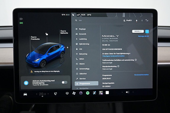 Tesla Model Y 9 of 27