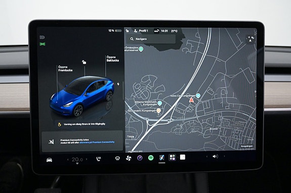 Tesla Model Y 16 of 27