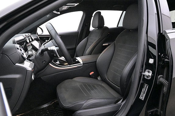 Mercedes-Benz C300 9 of 27