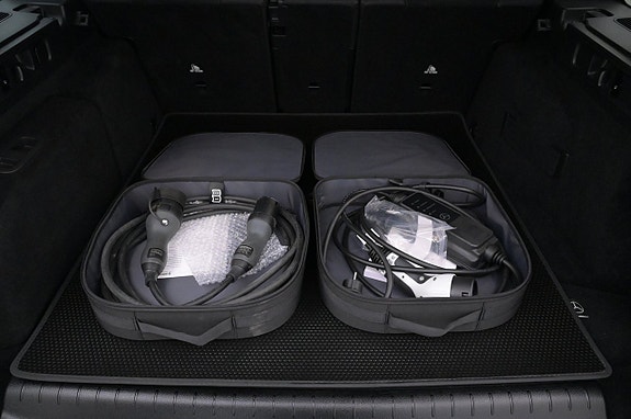 Mercedes-Benz C300 23 of 27