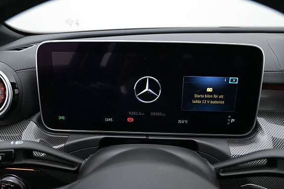 Mercedes-Benz C300 8 of 27