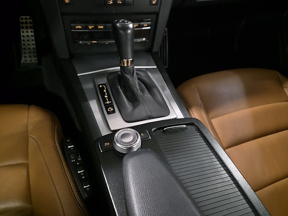 Mercedes-Benz E350 15 of 19