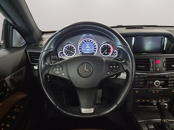 Mercedes-Benz E350 17 of 19