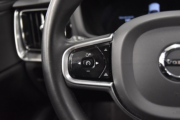 Volvo V60 10 of 29