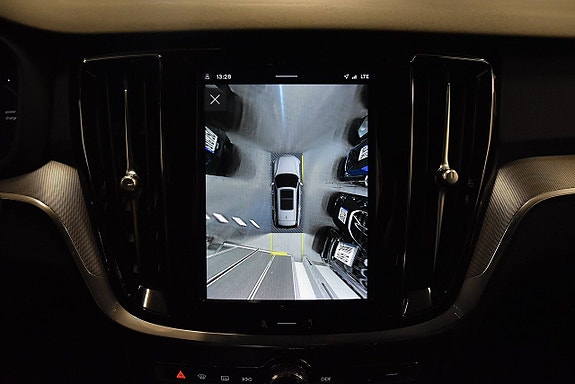 Volvo V60 20 of 29