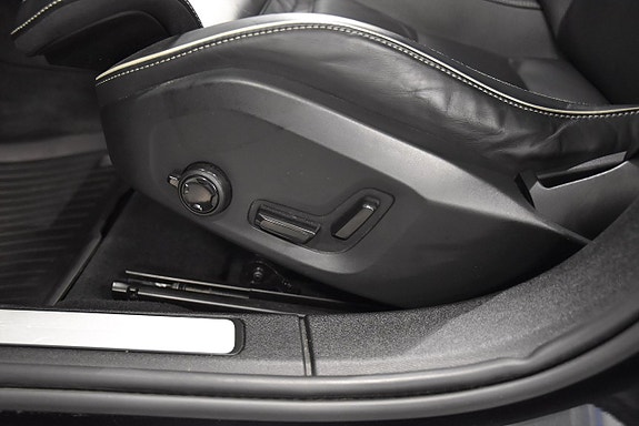 Volvo V60 15 of 29