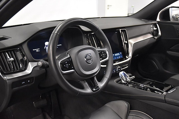 Volvo V60 9 of 29