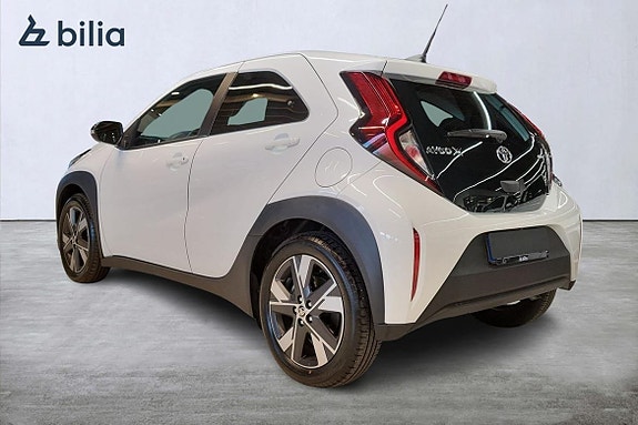 Toyota Aygo X 2 of 19