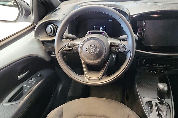 Toyota Aygo X 10 of 19