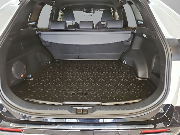 Toyota RAV4 12 of 18