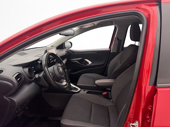 Toyota Yaris 9 of 22