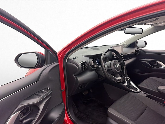 Toyota Yaris 8 of 22