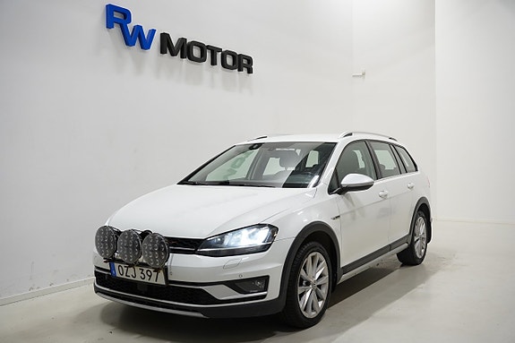 Volkswagen Golf Alltrack 2 of 20