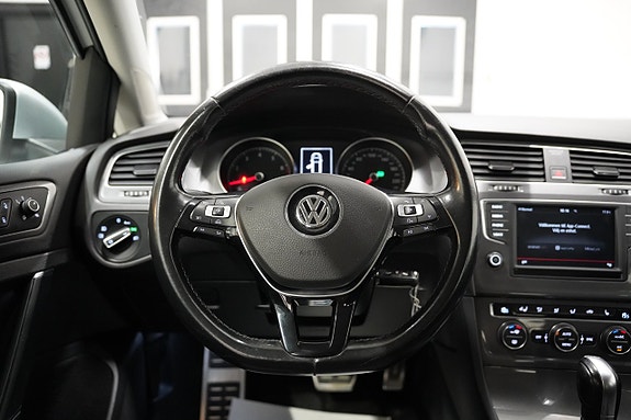 Volkswagen Golf Alltrack 11 of 20