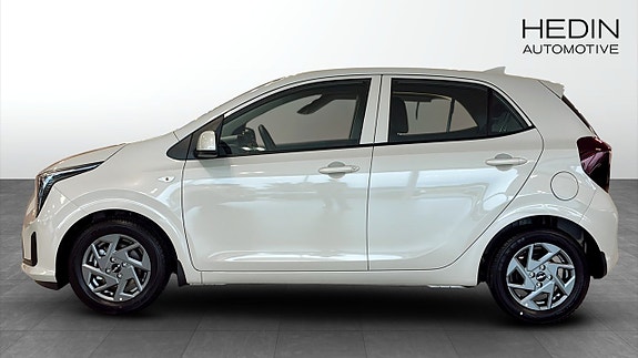 Kia Picanto 2 of 9