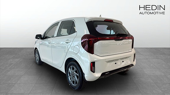 Kia Picanto 3 of 9