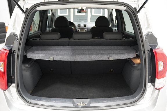 Mitsubishi Colt 18 of 18