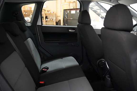 Mitsubishi Colt 17 of 18