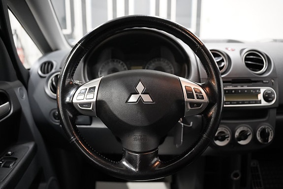Mitsubishi Colt 11 of 18