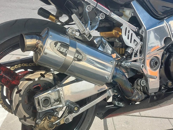 Suzuki GSX-R 1000 11 of 11