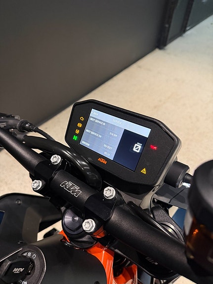 KTM 890 DUKE R Quickshifter | Powerparts | Black Widow | DNA Filter 9 of 12
