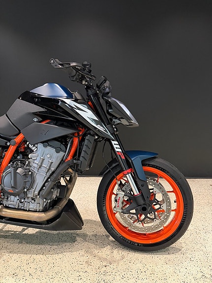 KTM 890 DUKE R Quickshifter | Powerparts | Black Widow | DNA Filter 3 of 12