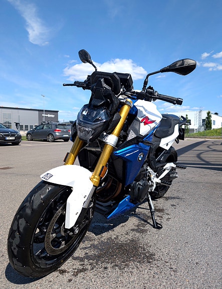 BMW F 900 R A2 3 of 5