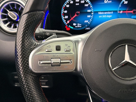 Mercedes-Benz EQB350 27 of 30