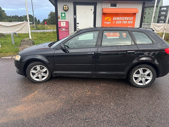 Audi A3 4 of 16