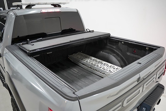 Ford F-150 28 of 29