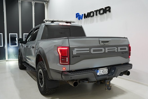 Ford F-150 4 of 29
