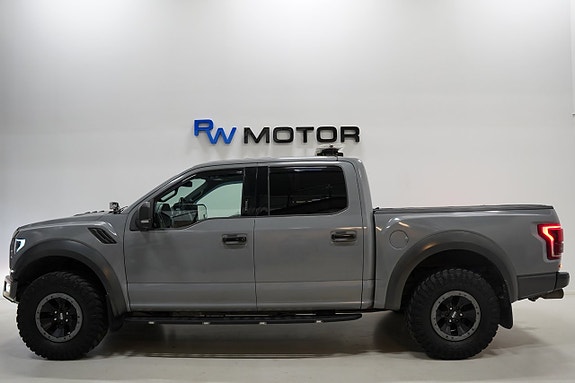 Ford F-150 3 of 29