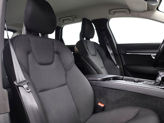 Volvo V90 Cross Country 22 of 30
