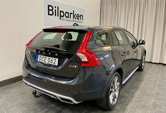 Volvo V60 Cross Country 5 of 24