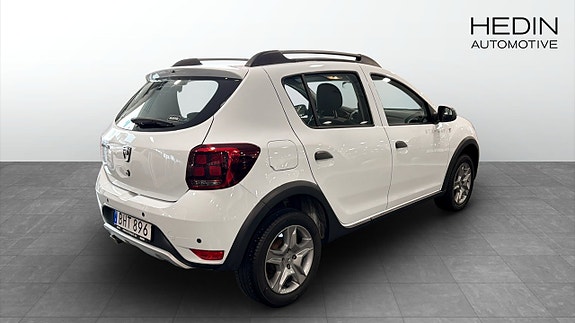 Dacia Sandero 9 of 9